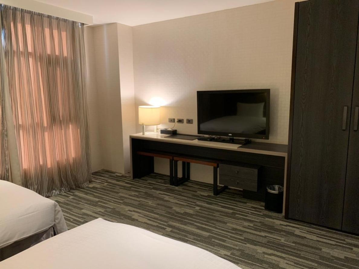 Chiayi Oriental Pearl International Hotel Fanlu Buitenkant foto